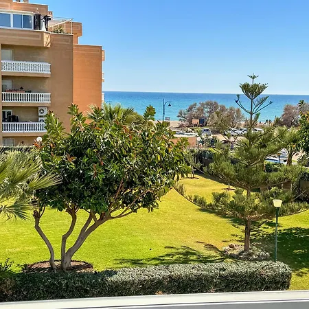 Con Vistas Al Mar A 1 Min De La Playa Apartment *